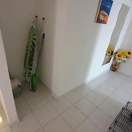 Nives Apartman Pag Town