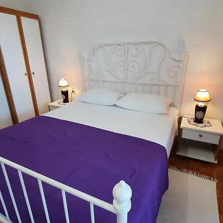 Apartments Nives Apartment Pag Town